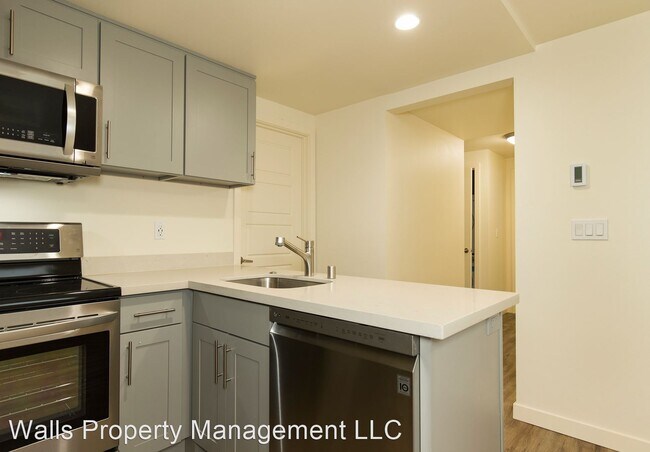 2237 NW 59th St in Seattle, WA - Building Photo - Building Photo