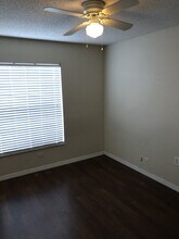 8656 N 30th St in Tampa, FL - Building Photo - Building Photo