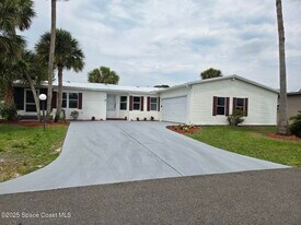 250 Timber Run Way in Cocoa, FL - Building Photo
