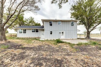 3232 FM 1181 in Ennis, TX - Building Photo - Building Photo