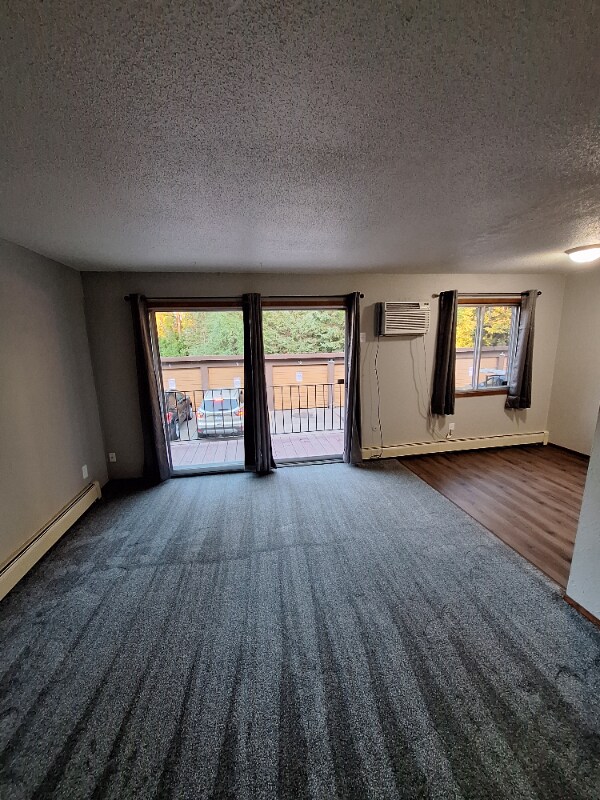 1676 English St in St. Paul, MN - Building Photo - Building Photo