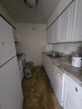 4 Fortune Rd W in Scotchtown, NY - Foto de edificio - Building Photo