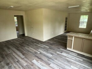 2306 N 37th St in Baton Rouge, LA - Building Photo - Building Photo