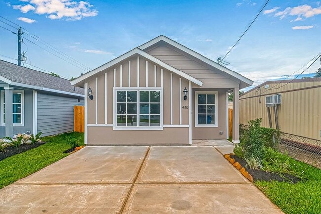 property at 418 3rd St