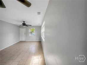 5328 Churchill St in Savannah, GA - Foto de edificio - Building Photo