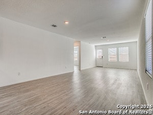 2902 Gustavo Dr in Converse, TX - Foto de edificio - Building Photo