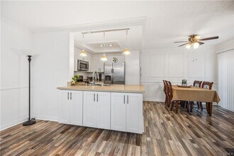 24481 Mozer Dr, Unit Laguna Niguel Mozer Condo in Laguna Niguel, CA - Building Photo - Building Photo