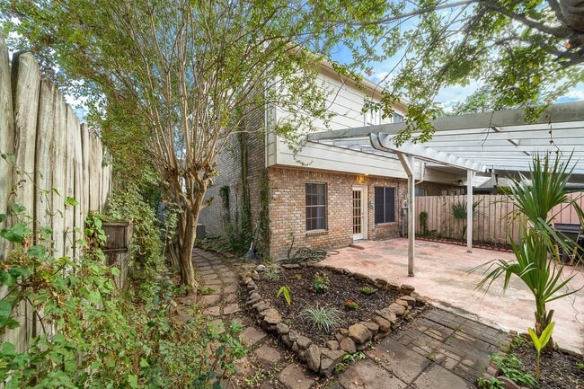 17116 Beaver Springs Dr in Houston, TX - Building Photo - Building Photo