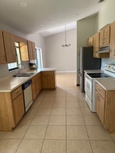 3809 SE 60th St in Ocala, FL - Building Photo - Building Photo