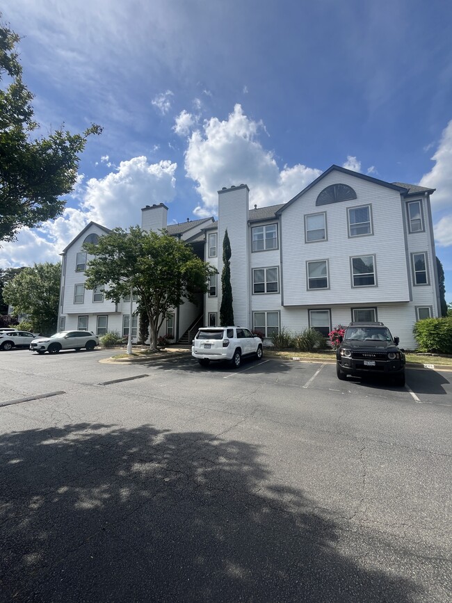 property at 3204 Jade Ct