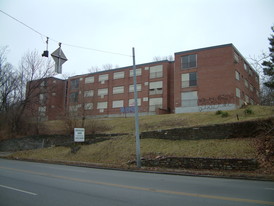 4528 Hamilton Ave Apartments