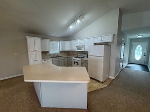 66 Wyer St in Weyers Cave, VA - Building Photo - Building Photo