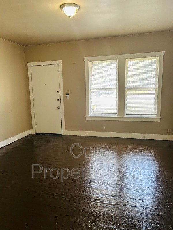 1211 Hammond Ave in San Antonio, TX - Building Photo - Building Photo