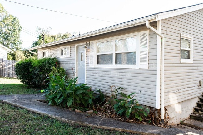 2638 Dexter Ln in Knoxville, TN - Building Photo - Building Photo