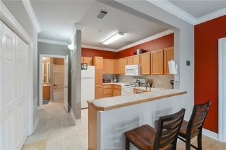 801 Luther St W, Unit 203 in College Station, TX - Building Photo - Building Photo