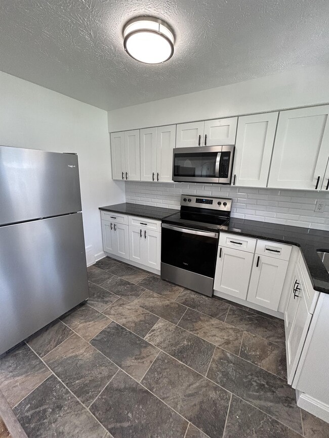 2019 Oregon Ave in Steubenville, OH - Building Photo - Building Photo