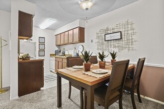 Raintree in Wichita, KS - Building Photo - Building Photo