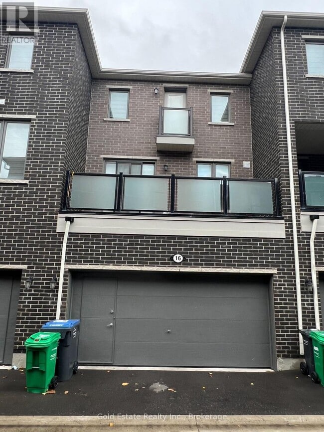 16 Summer Wind Ln in Brampton, ON - Building Photo - Building Photo