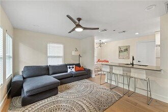 4501 Avenue B in Austin, TX - Building Photo - Building Photo