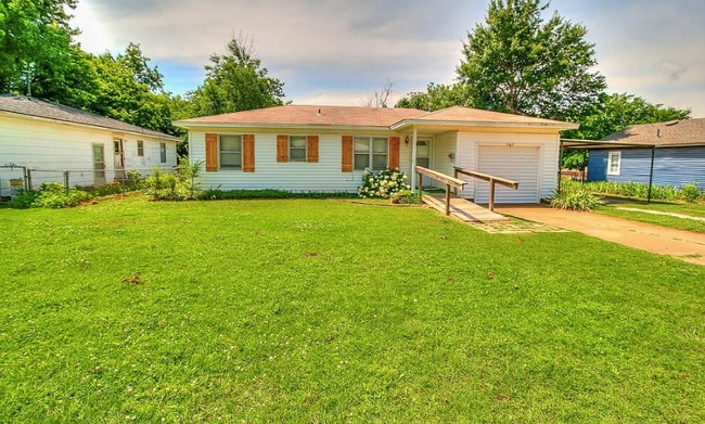 property at 1817 W Harrison Ave
