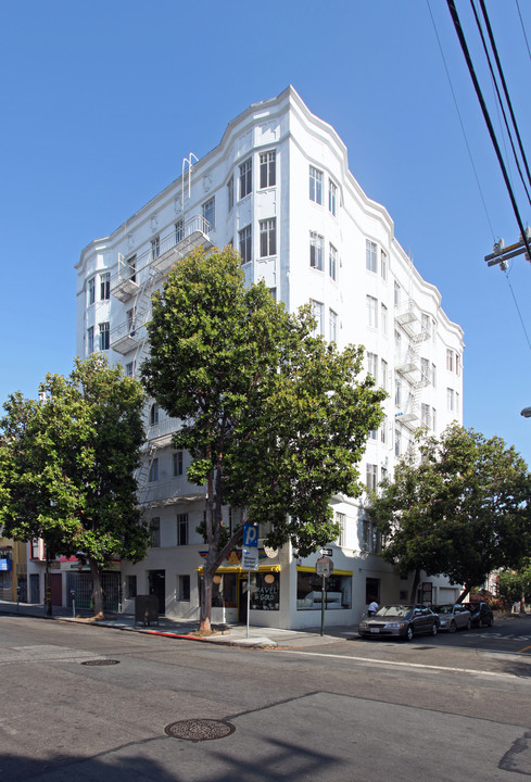 3270 21st in San Francisco, CA - Building Photo