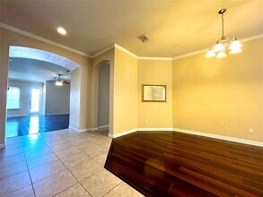 10000 Paulines Way in Austin, TX - Building Photo - Building Photo