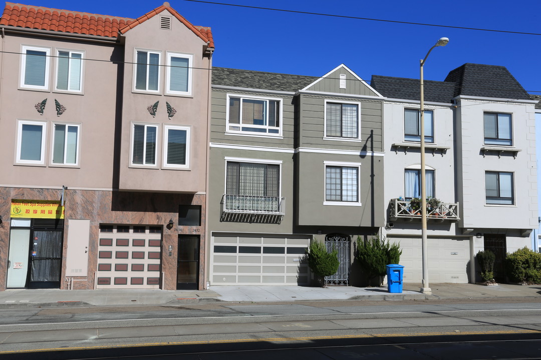 2426 Judah St in San Francisco, CA - Building Photo