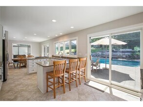 16119 Ringer Rd in Wayzata, MN - Building Photo - Building Photo