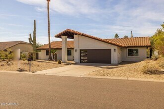 16414 Dixie Mine Trail in Fountain Hills, AZ - Foto de edificio - Building Photo