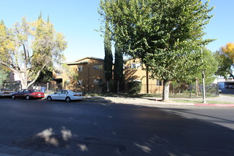 7300-7310 Milwood Ave in Canoga Park, CA - Building Photo - Building Photo