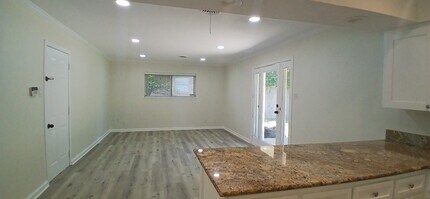 706 Finland Ave in Grand Prairie, TX - Building Photo - Building Photo