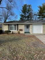 19-21 Northside Dr in Milton, WI - Building Photo