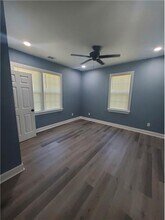 110 W 51st St in Savannah, GA - Building Photo - Building Photo