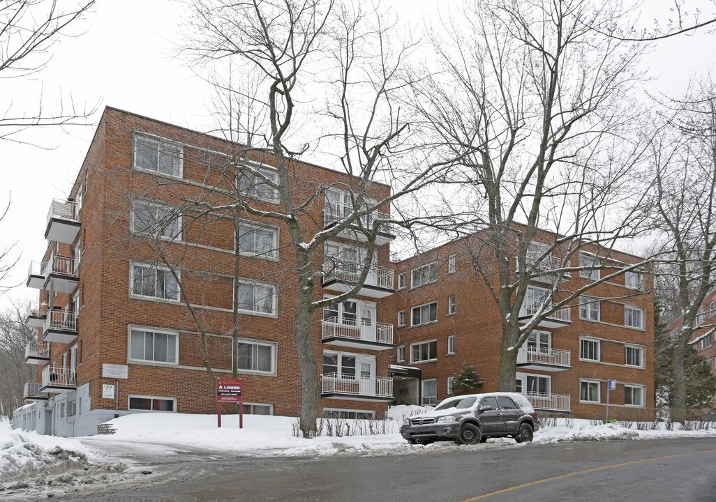 3550 Ridgewood in Montréal, QC - Building Photo