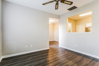 4125 Standing Rock Way in Raleigh, NC - Foto de edificio - Building Photo