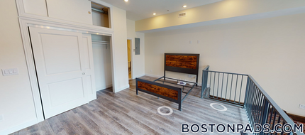 1028 Commonwealth Ave in Boston, MA - Building Photo - Building Photo