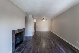 Gables Alta Murrieta in Murrieta, CA - Building Photo - Interior Photo