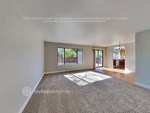 2716 Sterling Way in Cameron Park, CA - Foto de edificio - Building Photo