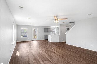 11307 Sugar Bowl Dr in Tomball, TX - Building Photo - Building Photo