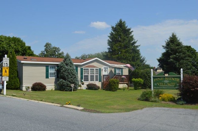 Pine Ridge in Carlisle, PA - Foto de edificio - Building Photo