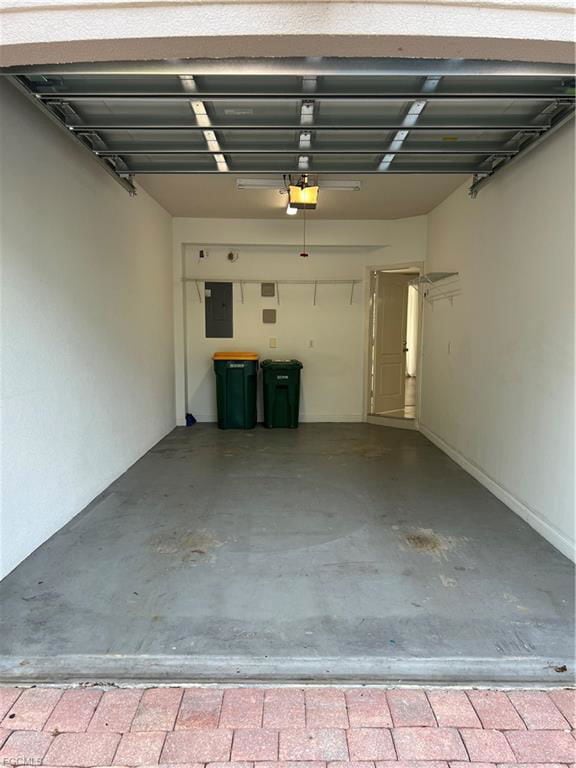 5565 Cove Cir in Naples, FL - Building Photo - Building Photo