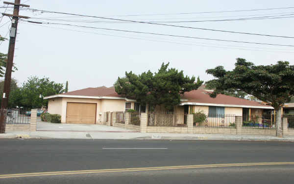 7823 Graves Ave in Rosemead, CA - Building Photo