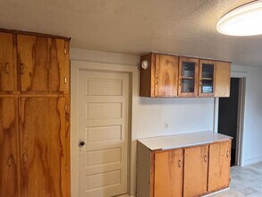 1342 Locust St in Oakland, OR - Building Photo - Building Photo