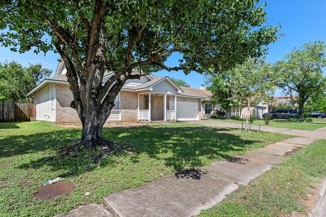 1207 York Castle Dr in Pflugerville, TX - Building Photo - Building Photo