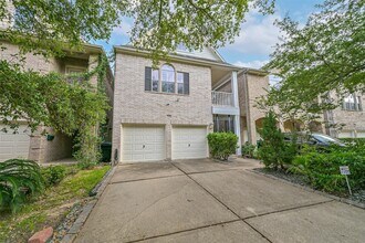 5453 Fairdale Ln in Houston, TX - Building Photo - Building Photo