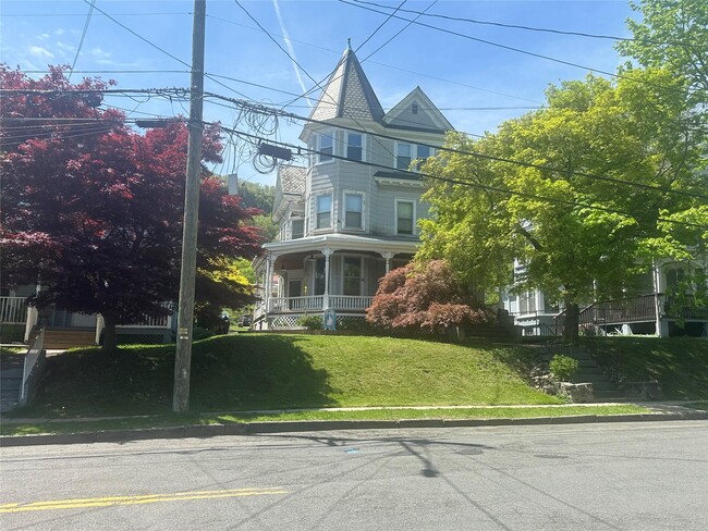60 Hudson Ave in Haverstraw, NY - Building Photo - Building Photo