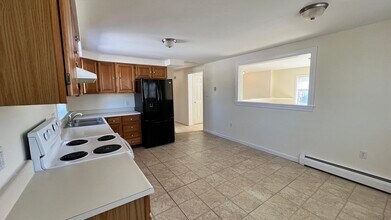 21 Northboro St in Worcester, MA - Building Photo - Building Photo