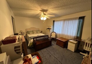 31908 Del Cielo Este in Bonsall, CA - Foto de edificio - Building Photo