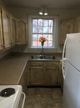 18 Conant Sq in Brandon, VT - Building Photo - Building Photo