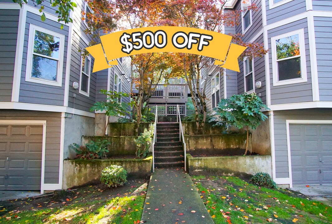 235 SW Hooker St in Portland, OR - Building Photo